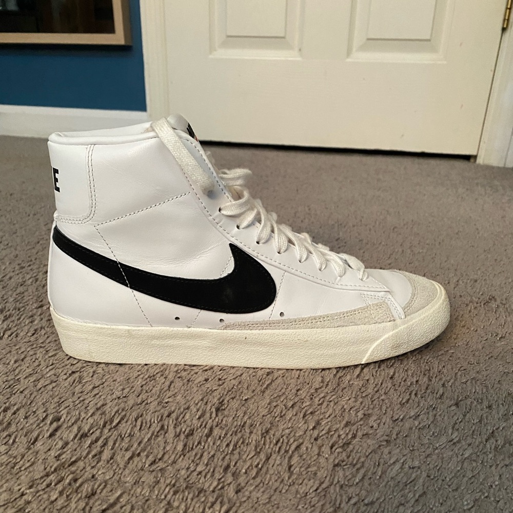 Blazer Mid '77 Vintage
'White Black'